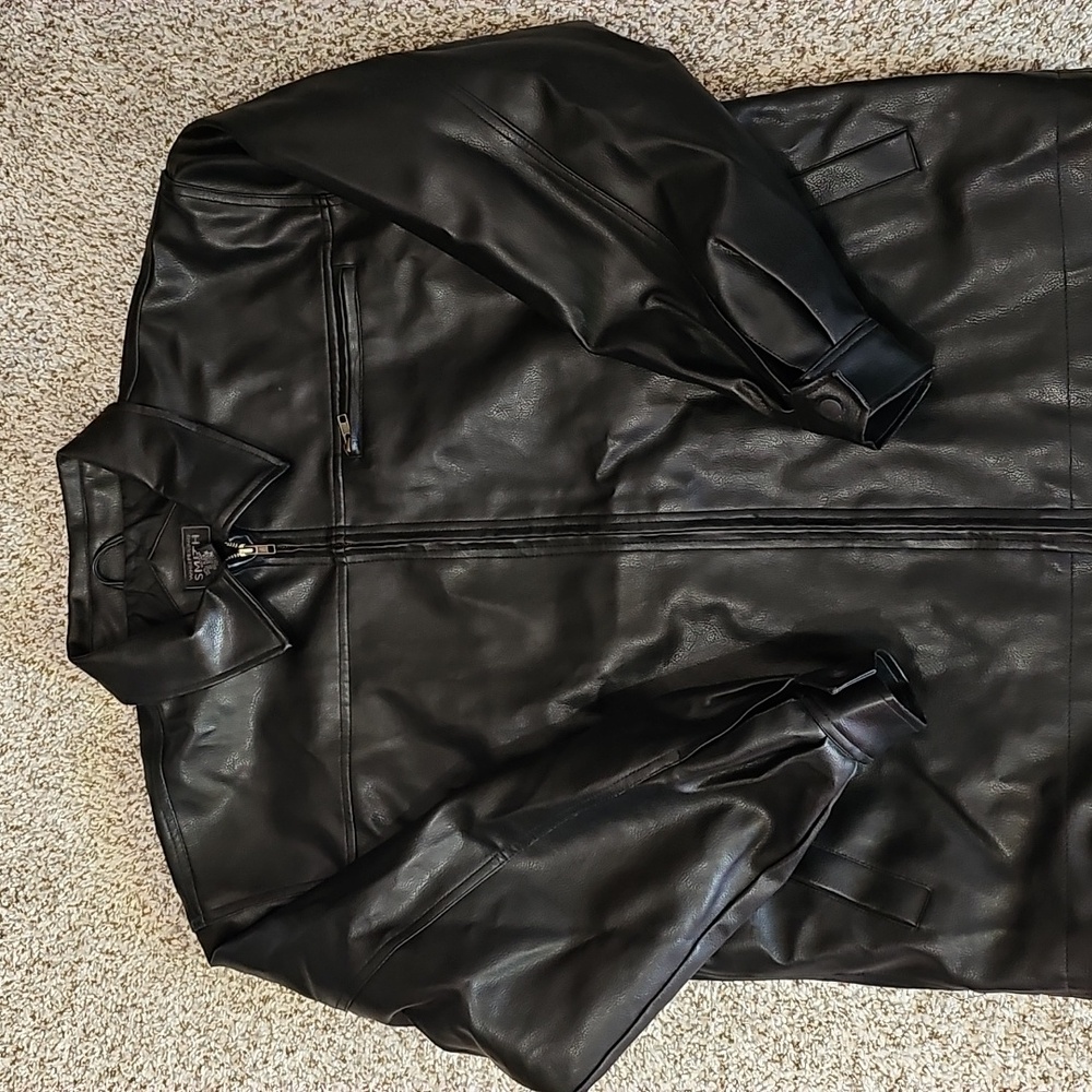 Men's "pleather" Jacket. Black. Size XL